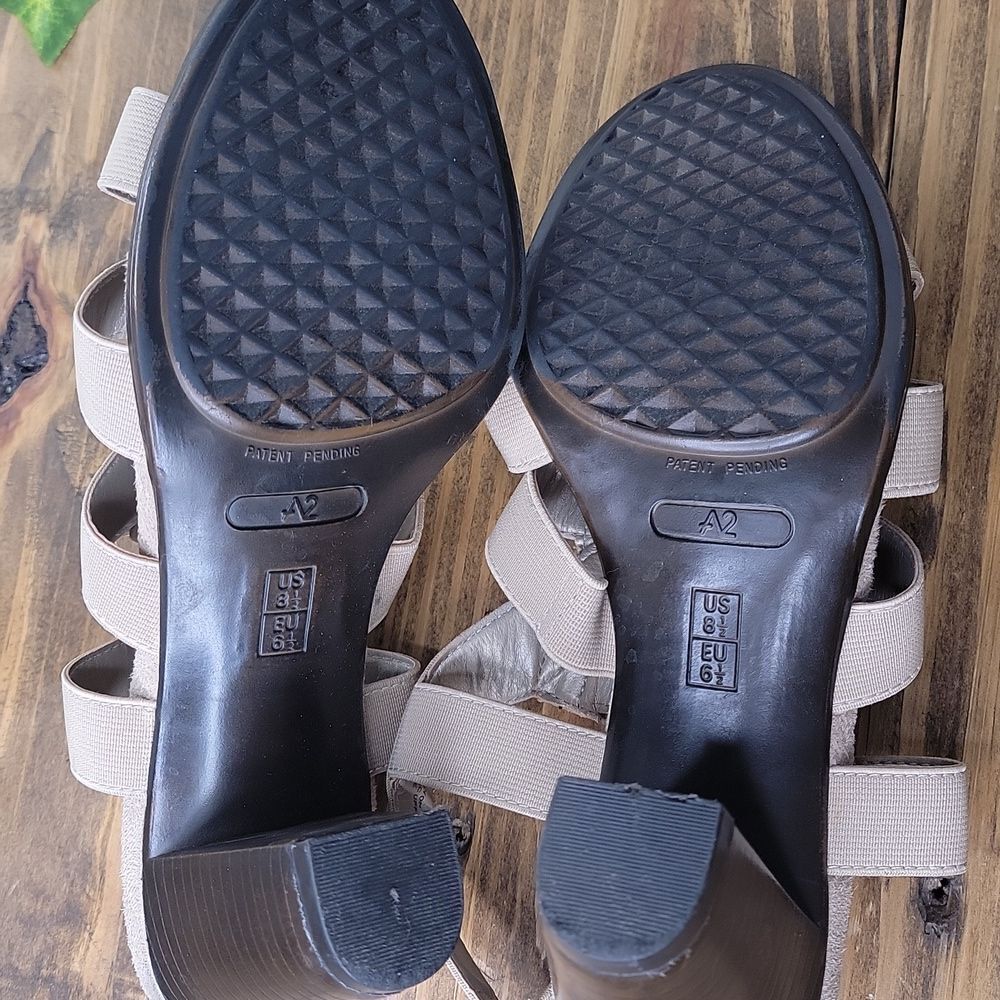 Aerosoles. A2. Heelrest. Beige Strappy Women's Sandals. Size 8.5. EUC - Picture 5 of 10